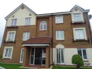 Main Photo of a 2 bedroom  Flat to rent