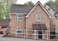 Main Photo of a 3 bedroom  Detached House for sale