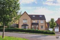 Main Photo of a 6 bedroom  Detached House for sale