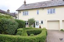 Main Photo of a 4 bedroom  Semi Detached House for sale