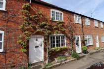 Main Photo of a 1 bedroom  Terraced House to rent