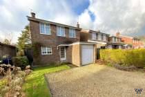 Main Photo of a 3 bedroom  Detached House for sale