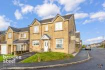 Main Photo of a 5 bedroom  Detached House for sale