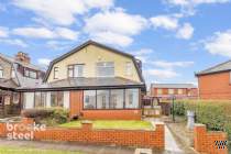 Main Photo of a 2 bedroom  Semi Detached House for sale