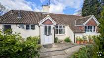 Main Photo of a 3 bedroom  Detached Bungalow for sale