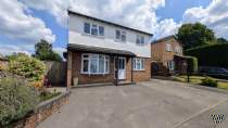 Main Photo of a 4 bedroom  Detached House for sale