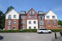 Main Photo of a 2 bedroom  Flat for sale