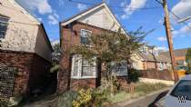 Main Photo of a 2 bedroom  Semi Detached House for sale