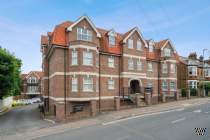 Main Photo of a 2 bedroom  Flat for sale