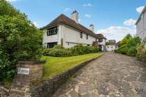 Main Photo of a 4 bedroom  Detached House for sale