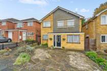 Main Photo of a 4 bedroom  Detached House for sale