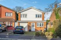 Main Photo of a 4 bedroom  Detached House for sale