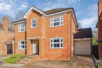 Main Photo of a 4 bedroom  Detached House for sale