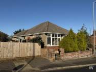 Main Photo of a 2 bedroom  Bungalow for sale