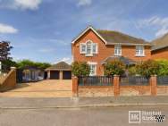 Main Photo of a 4 bedroom  Detached House for sale