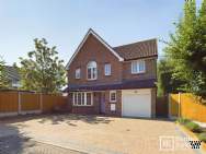 Main Photo of a 5 bedroom  Detached House for sale