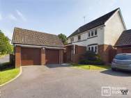 Main Photo of a 4 bedroom  Detached House for sale