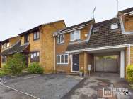 Main Photo of a 2 bedroom  Semi Detached House for sale