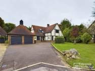 Main Photo of a 5 bedroom  Detached House for sale