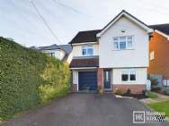 Main Photo of a 4 bedroom  Detached House for sale