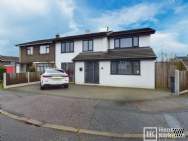 Main Photo of a 5 bedroom  Semi Detached House for sale