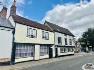 Main Photo of a 4 bedroom  Terraced House for sale