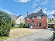 Main Photo of a 4 bedroom  Detached House for sale