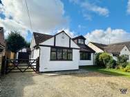 Main Photo of a 3 bedroom  Detached House for sale