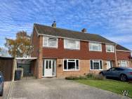 Main Photo of a 3 bedroom  Semi Detached House for sale