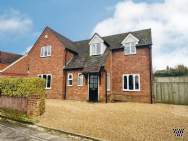 Main Photo of a 3 bedroom  Detached House for sale