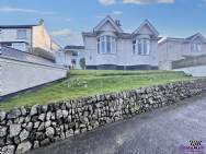 Main Photo of a 4 bedroom  Detached Bungalow for sale