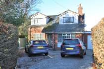 Main Photo of a 4 bedroom  Detached House to rent