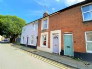 Main Photo of a 2 bedroom  Terraced House to rent