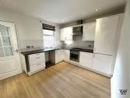 Main Photo of a 2 bedroom  Terraced House to rent