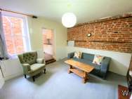 Main Photo of a 3 bedroom  Terraced House to rent