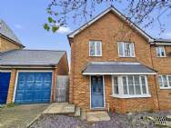 Main Photo of a 3 bedroom  End of Terrace House for sale