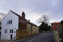 Main Photo of a 2 bedroom  Cottage to rent