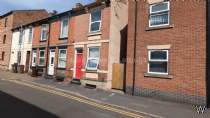 Main Photo of a 2 bedroom  Terraced House for sale