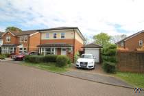 Main Photo of a 4 bedroom  Detached House to rent