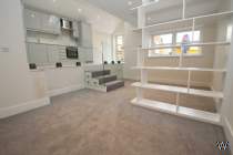 Main Photo of a 1 bedroom  Detached House to rent