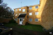 Main Photo of a 2 bedroom  Flat to rent