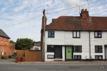 Main Photo of a 3 bedroom  End of Terrace House for sale