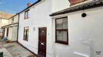 Main Photo of a 1 bedroom  Terraced House for sale