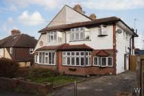 Main Photo of a 4 bedroom  Semi Detached House to rent