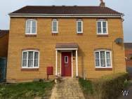 Main Photo of a 4 bedroom  Detached House for sale