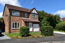 Main Photo of a 4 bedroom  Detached House for sale