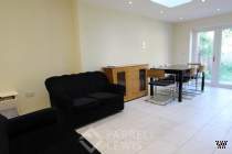 Main Photo of a 3 bedroom  Maisonette to rent