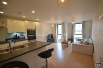 Main Photo of a 2 bedroom  Flat to rent