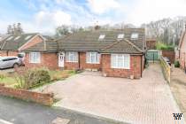 Main Photo of a 4 bedroom  Semi Detached Bungalow for sale