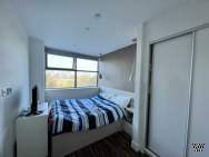 Main Photo of a 1 bedroom  House Share for sale